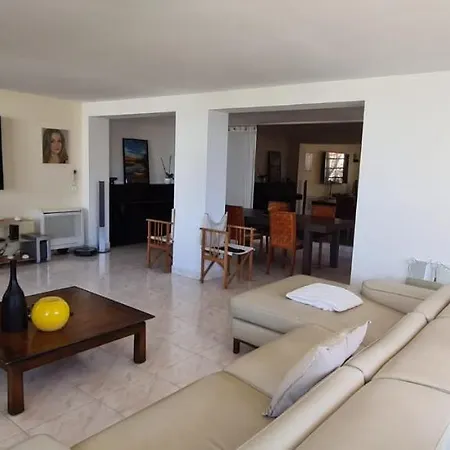 La Pura Vida Villa Sète